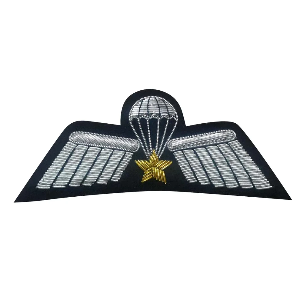Silver wire parachute wing badge
