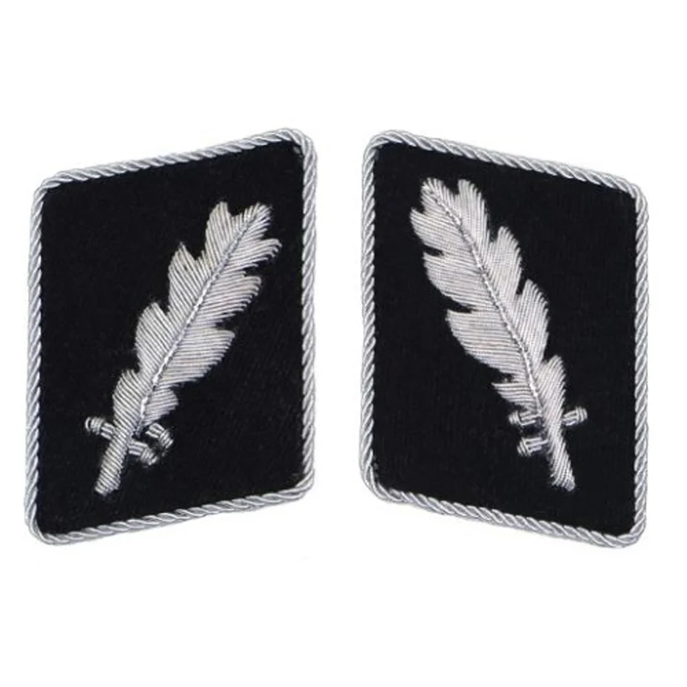 Standartenführer Waffen SS collar tabs